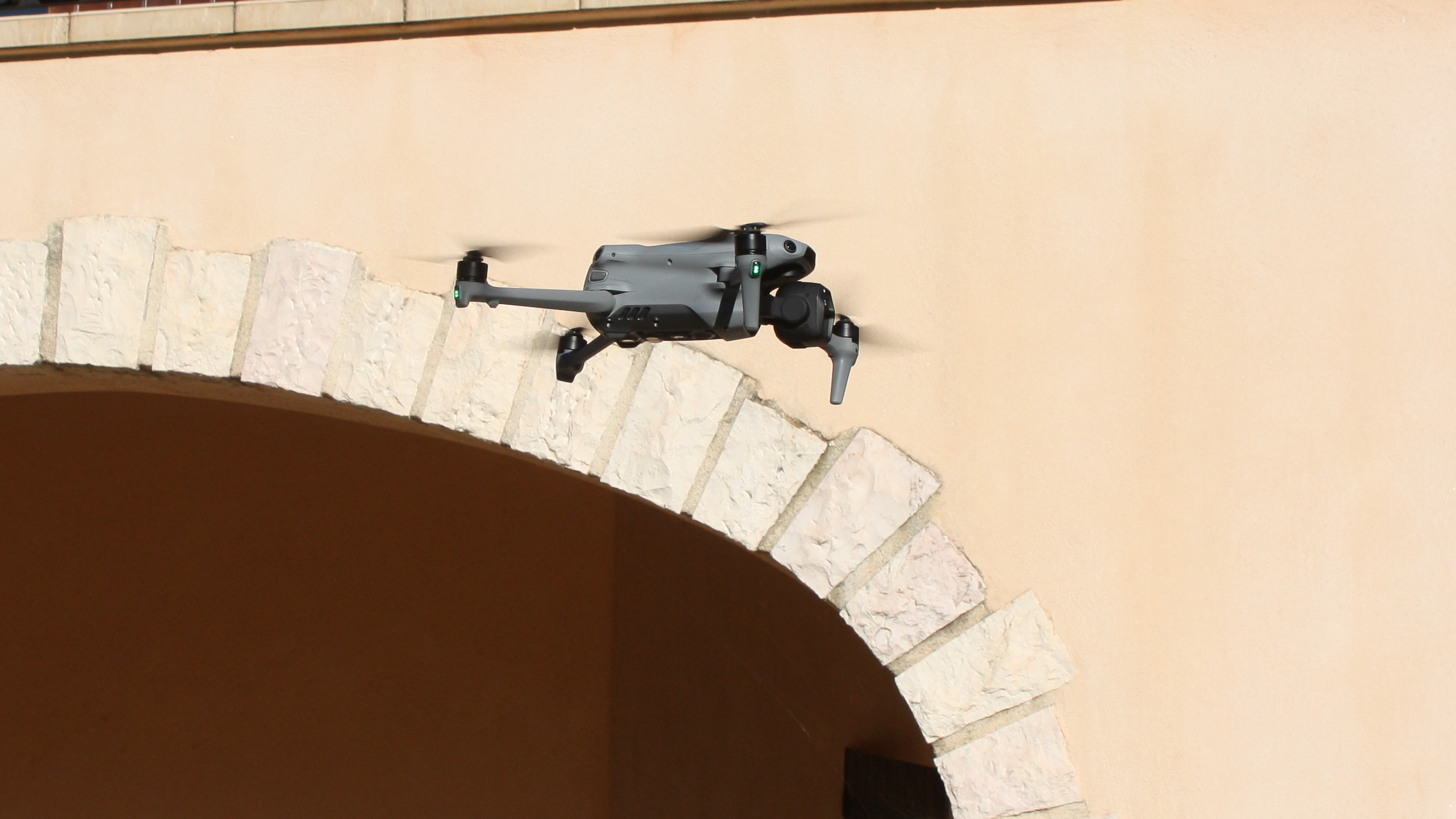 Vue latérale du DJI Air 3S